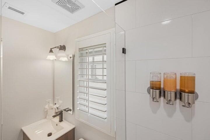 5092 Sunset Village Drive, Duck Key, FL 33050 41