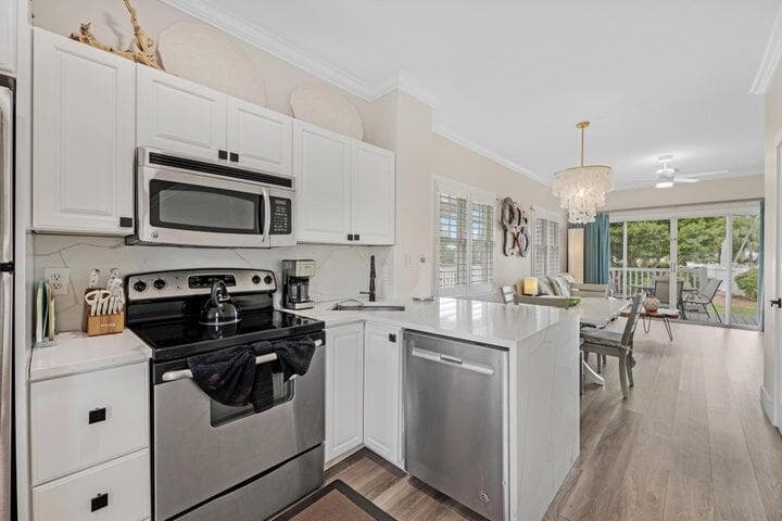 5092 Sunset Village Drive, Duck Key, FL 33050 9
