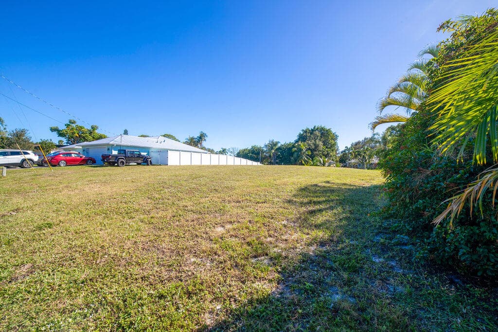 178 NE Dominican Terrace, Port St. Lucie, FL 34983 7