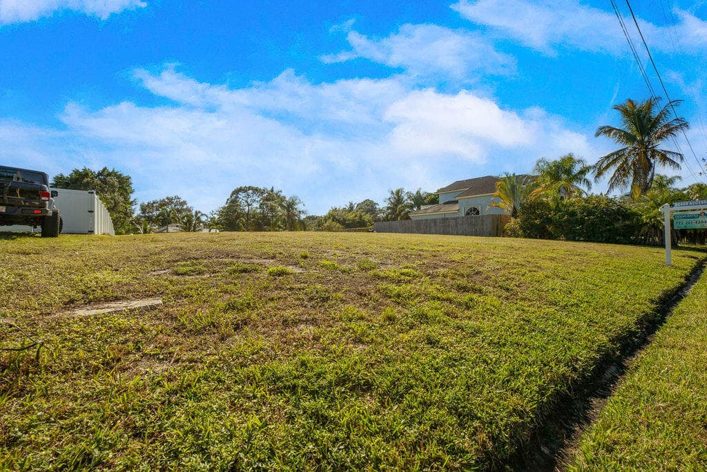 178 NE Dominican Terrace, Port St. Lucie, FL 34983 9