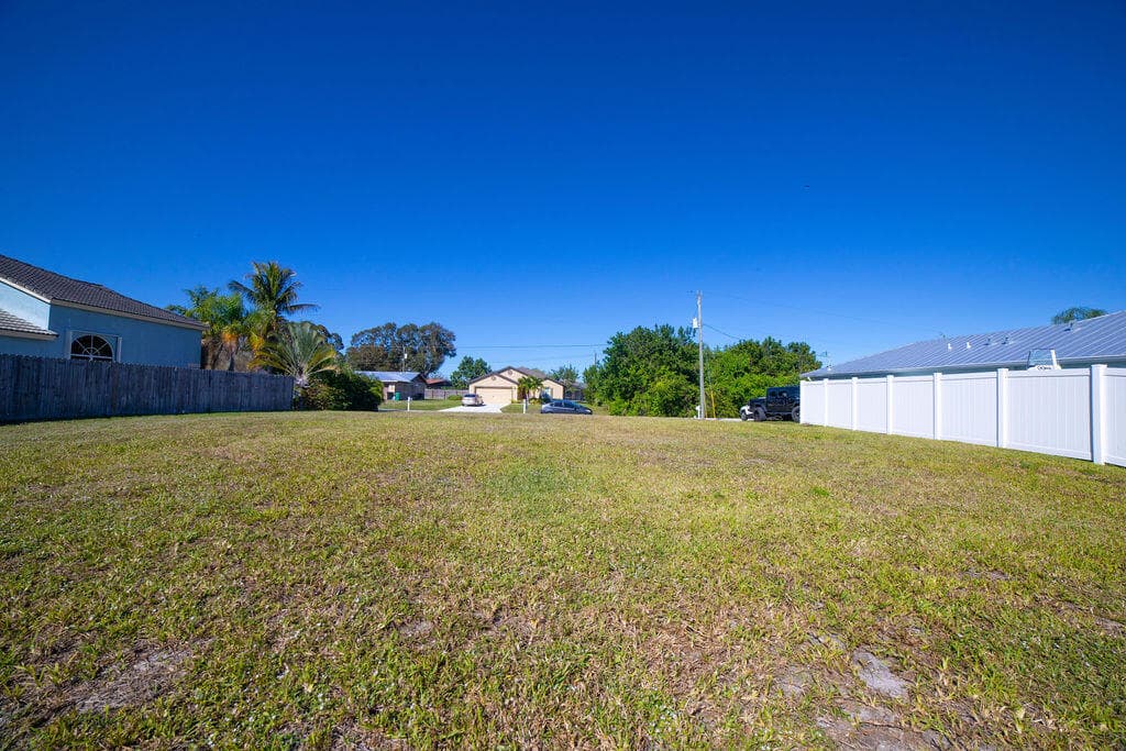 178 NE Dominican Terrace, Port St. Lucie, FL 34983 13