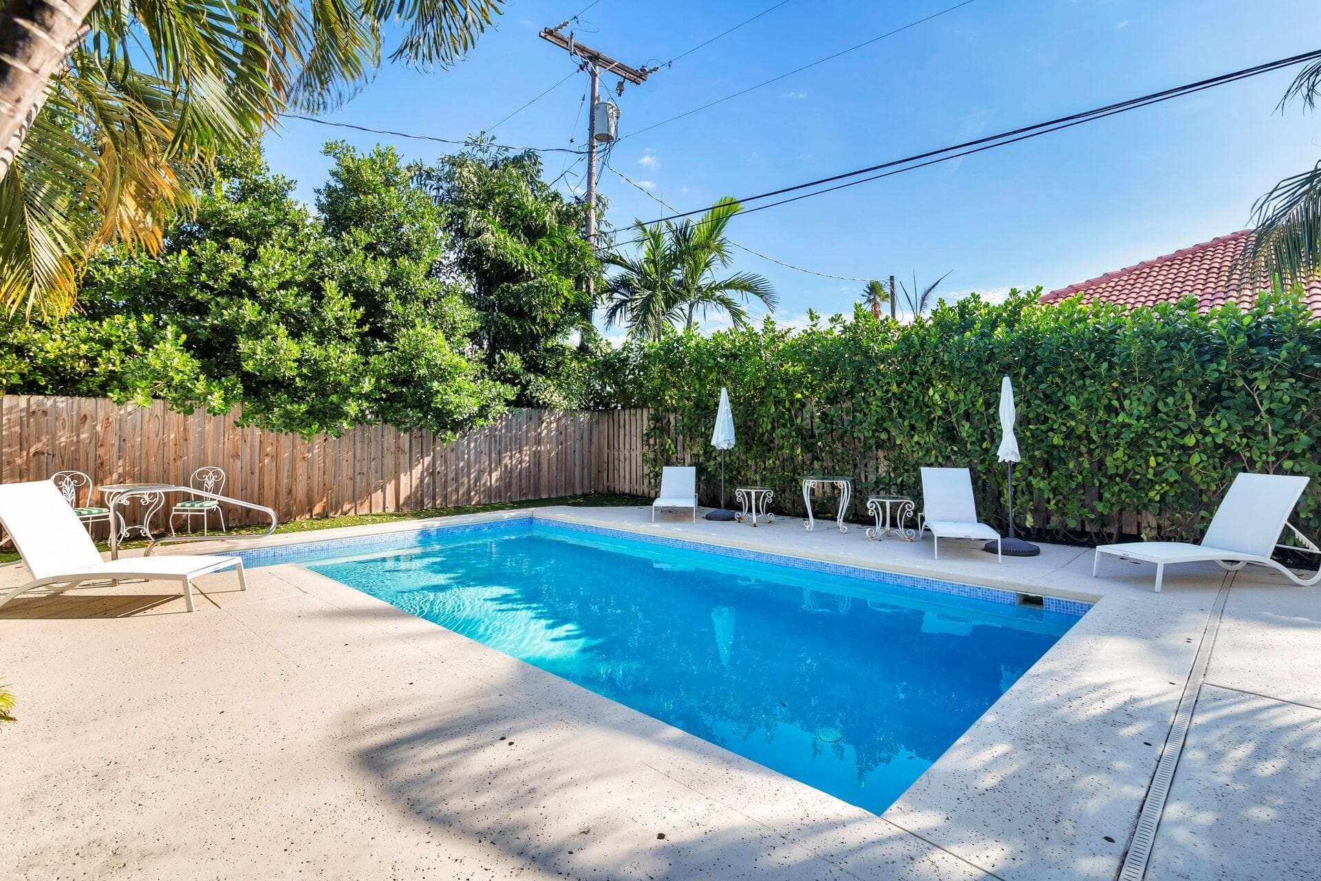 3504 S Olive Avenue, West Palm Beach, FL 33405 24