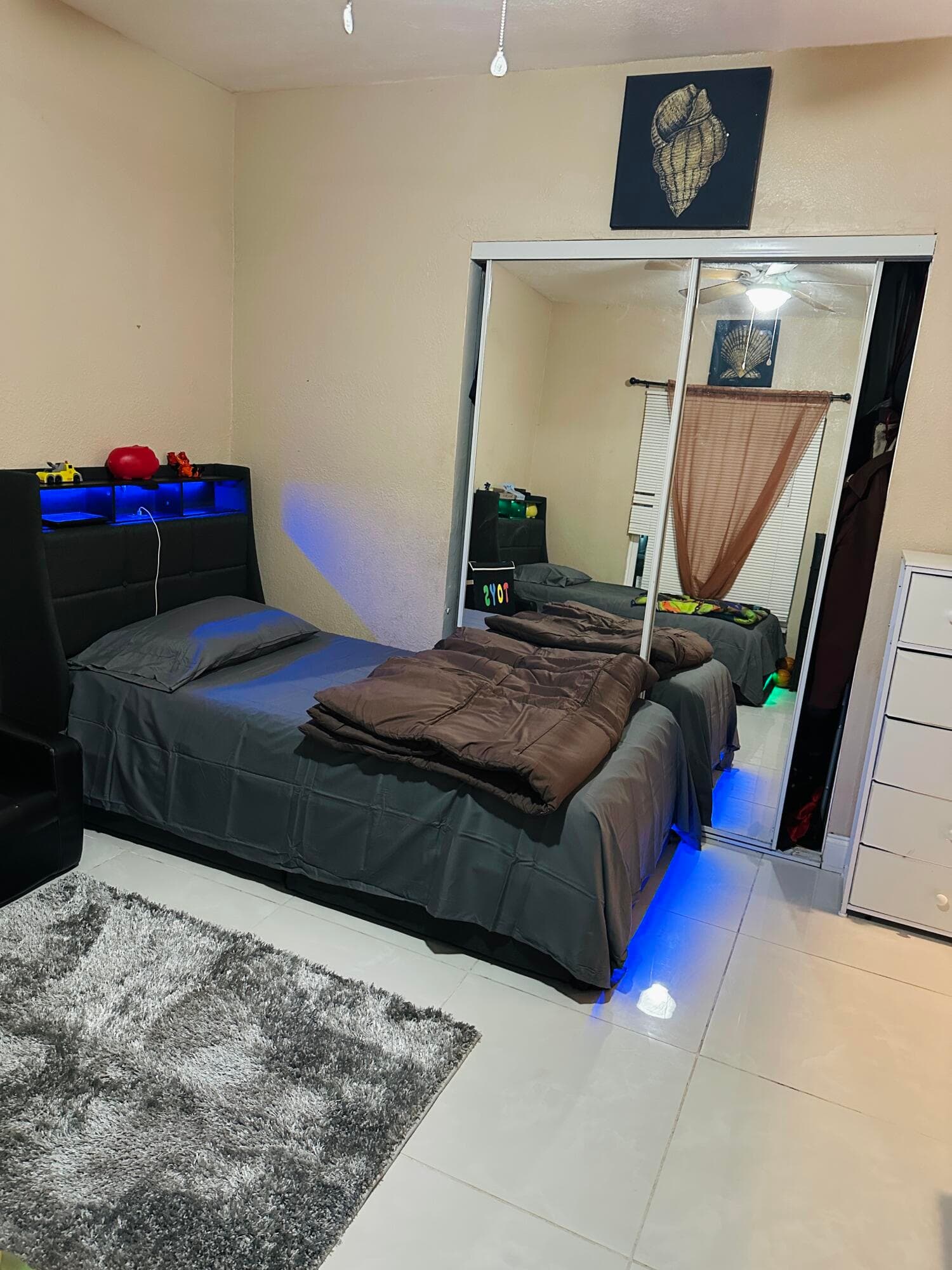 833 Briggs Street Street, West Palm Beach, FL 33405 28