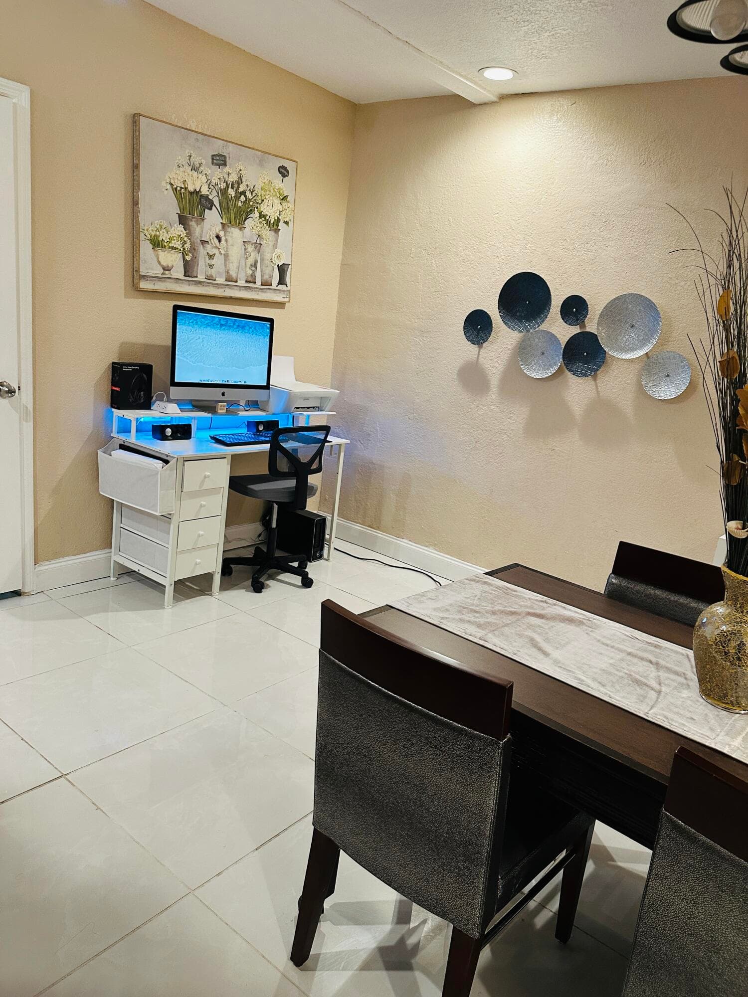 833 Briggs Street Street, West Palm Beach, FL 33405 8