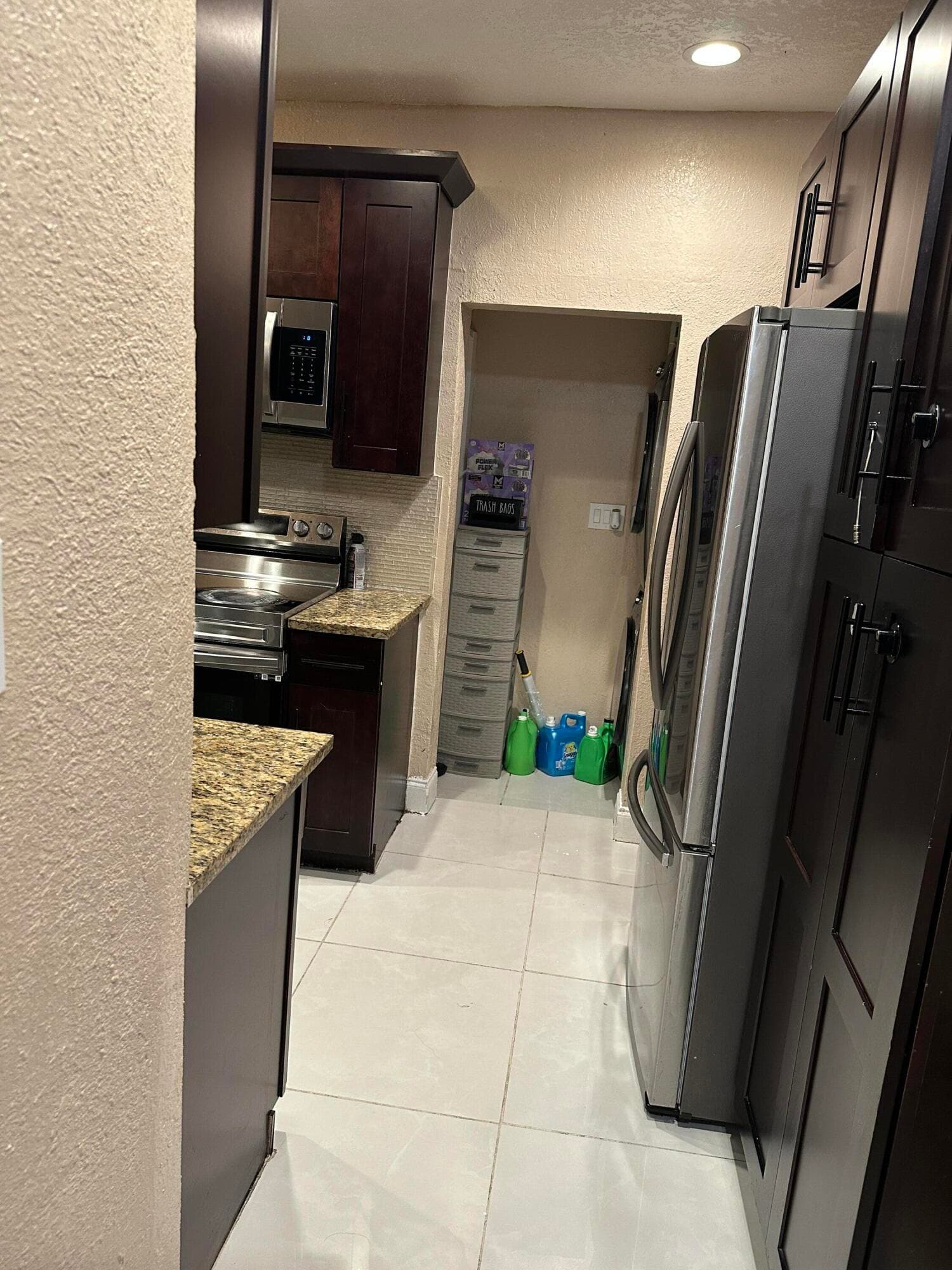 833 Briggs Street Street, West Palm Beach, FL 33405 12