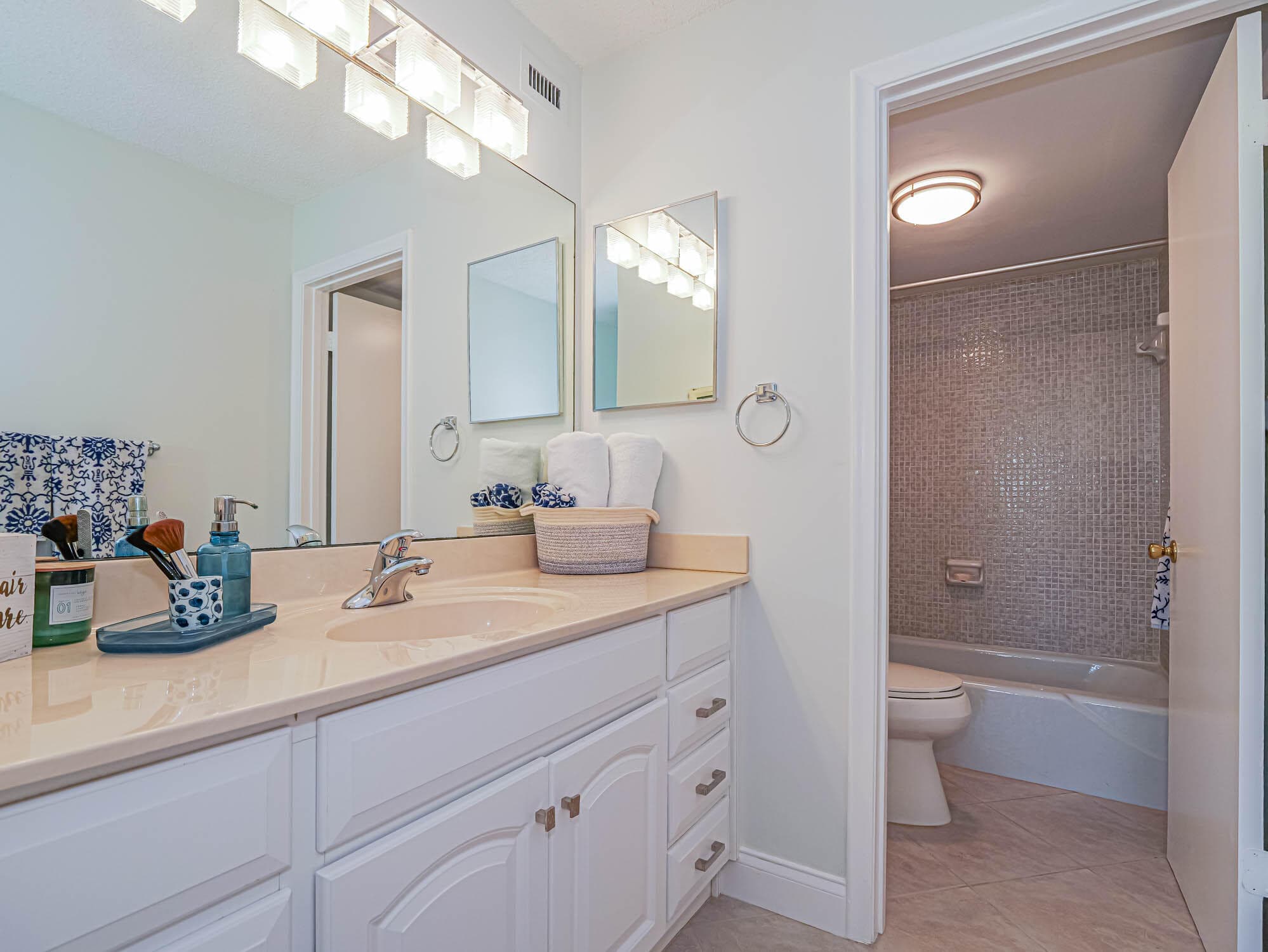 3200 N Highway A1a 104, Hutchinson Island, FL 34949 16