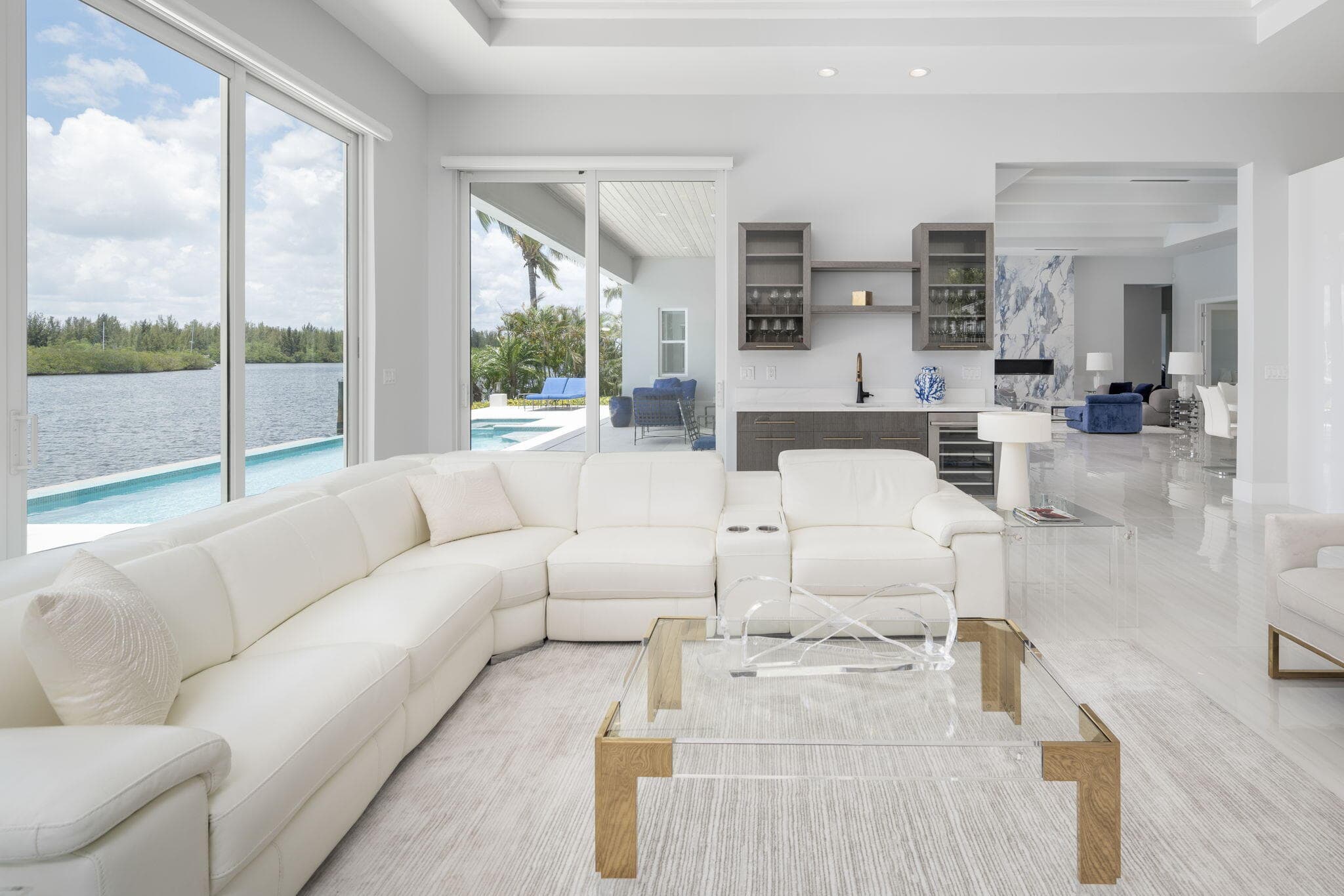 3937 Indian River Drive E, Vero Beach, FL 32963 22