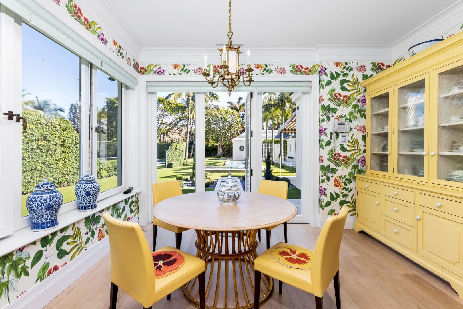 710 S County Road, Palm Beach, FL 33480 30