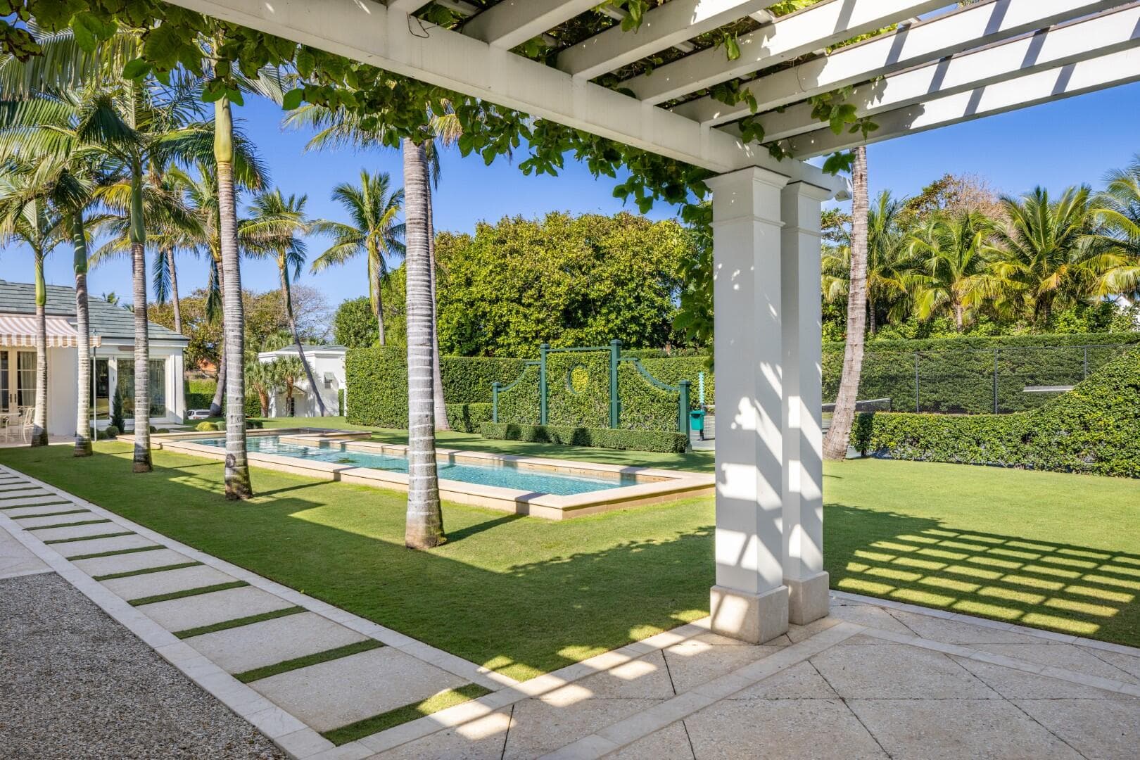 710 S County Road, Palm Beach, FL 33480 45