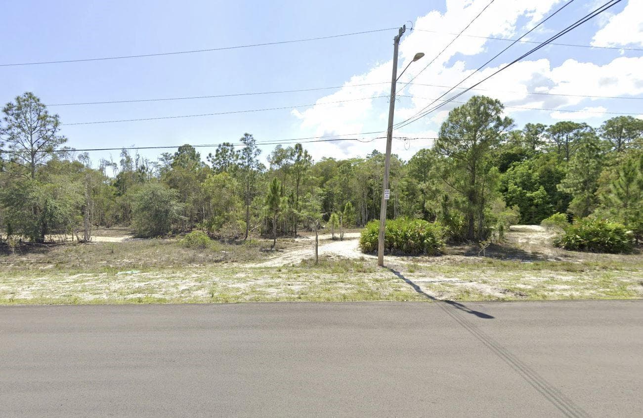 494 Burrstone Drive, Lehigh Acres, FL 33974 8