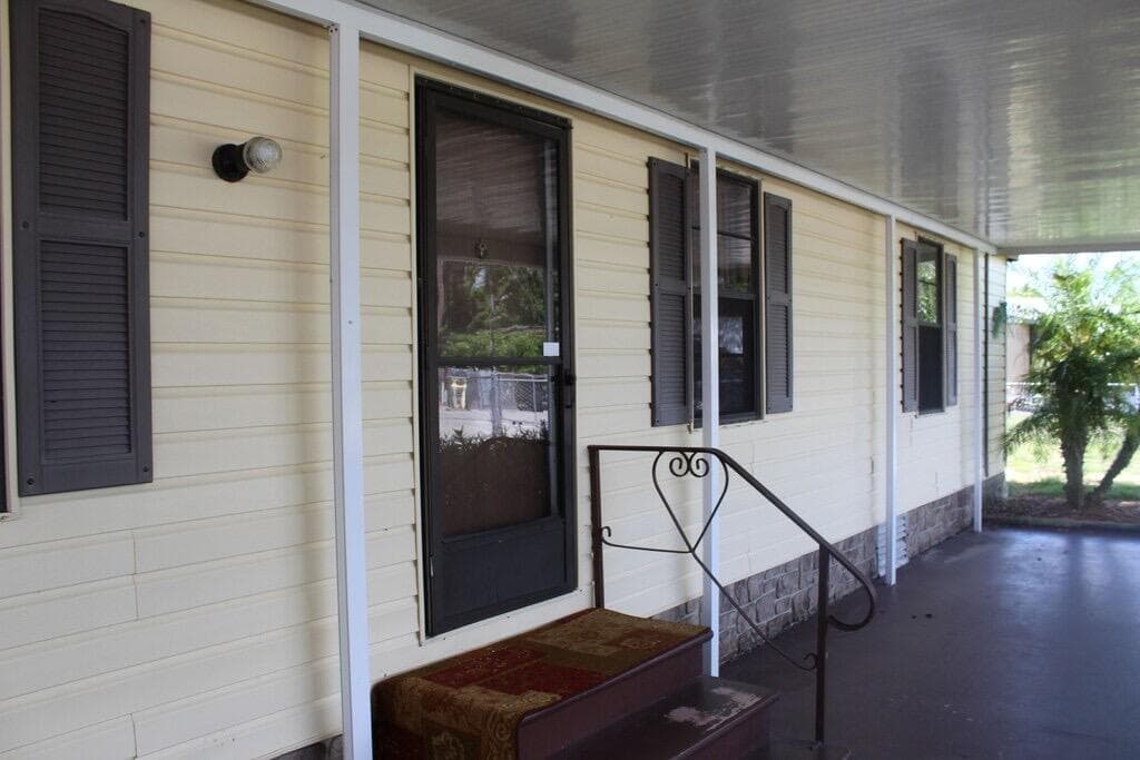 1163 20th Street, Okeechobee, FL 34974