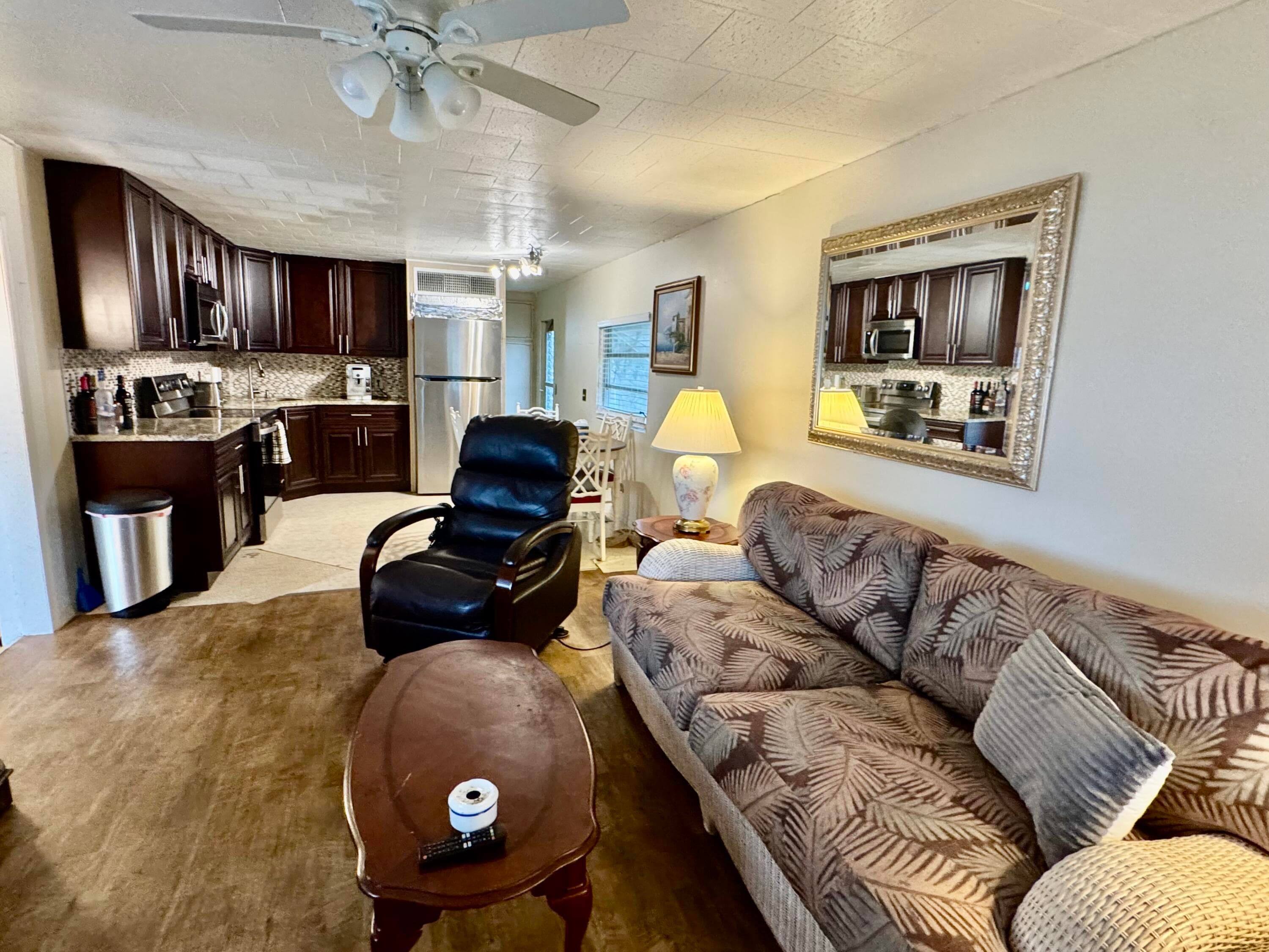 8926 Palm Street, Boynton Beach, FL 33436 7