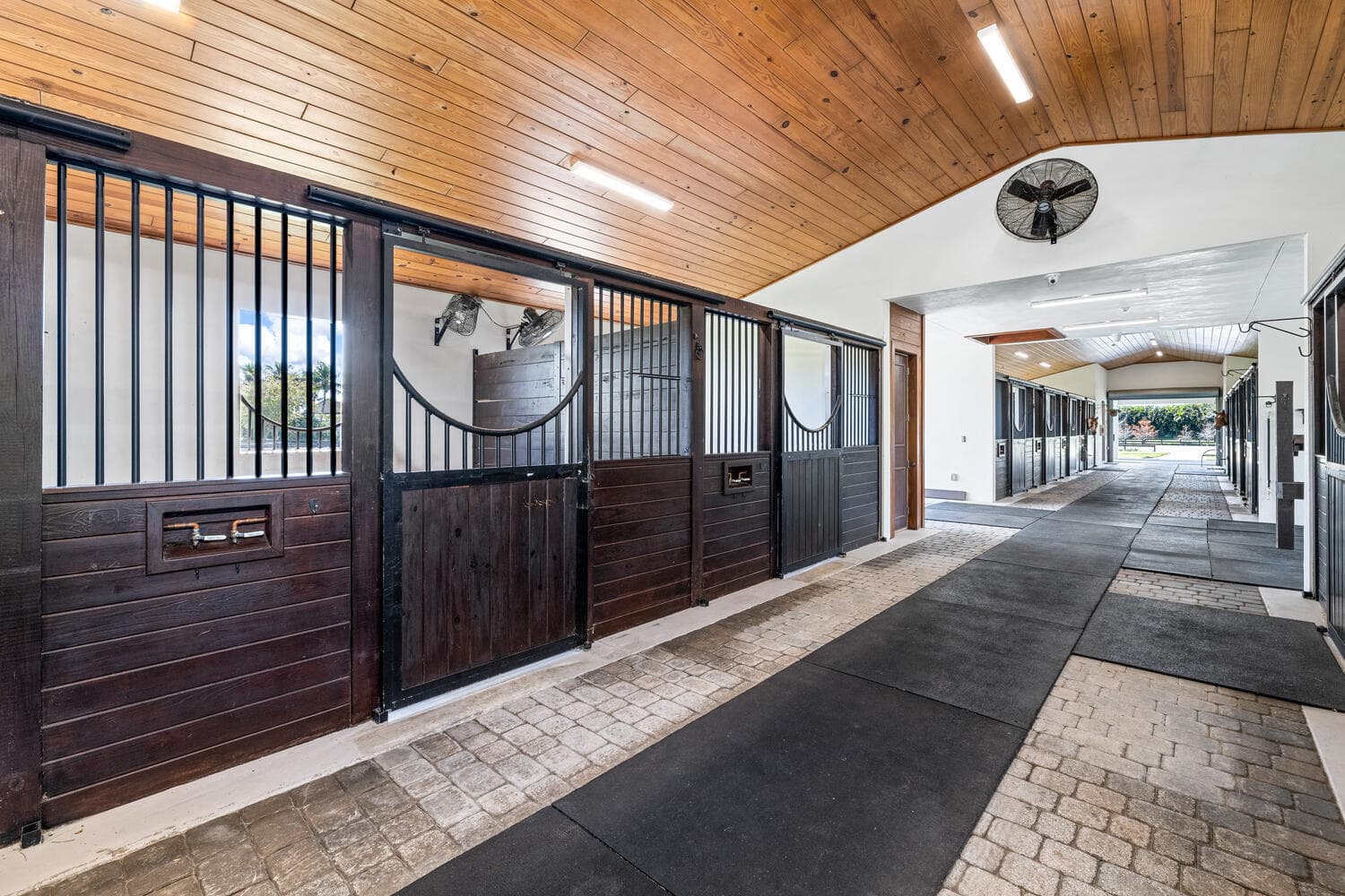 4915 Stables Way, Wellington, FL 33414 17