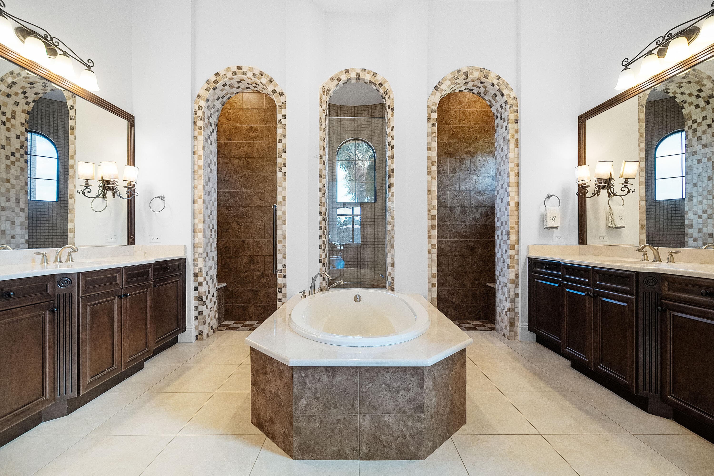 201 SE Fiore Bello, Port St. Lucie, FL 34952 17