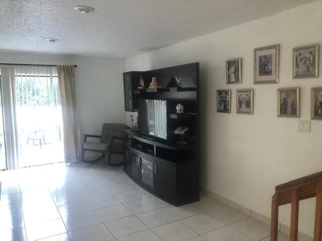 22065 Las Brisas Circle 401, Boca Raton, FL 33433 4