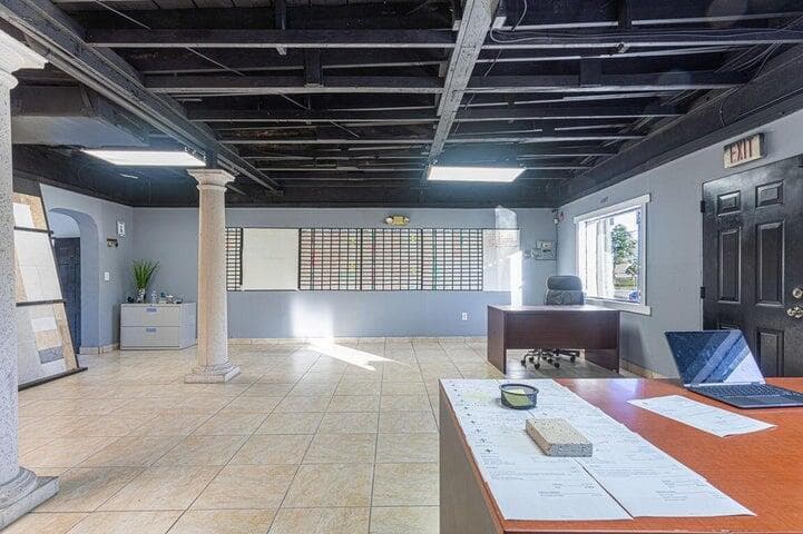 3109 2nd Avenue N, Palm Springs, FL 33461 11