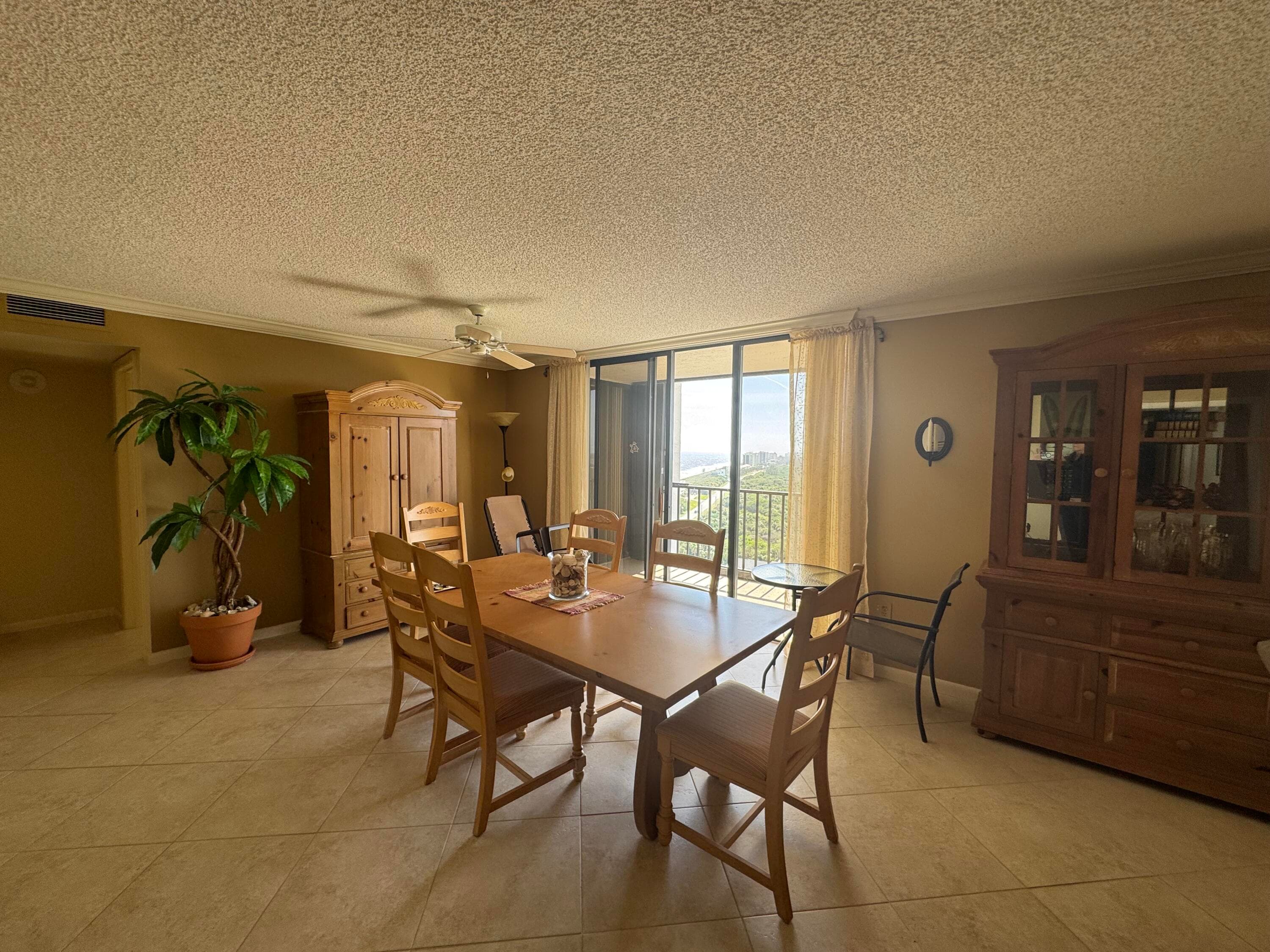 5047 N Highway A1a Ph6, Hutchinson Island, FL 34949 19