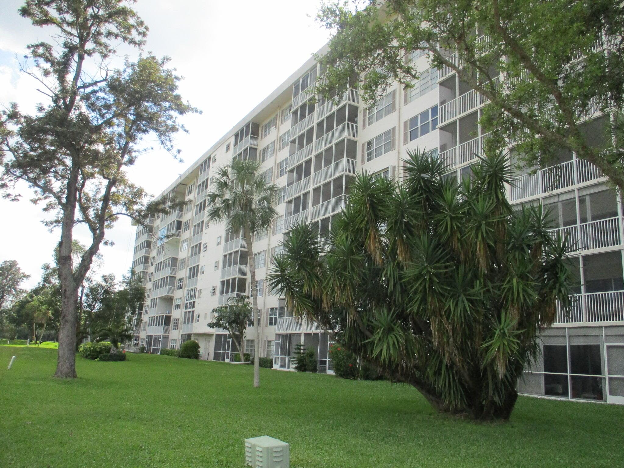 3300 N Palm Aire Drive 306, Pompano Beach, FL 33069 4