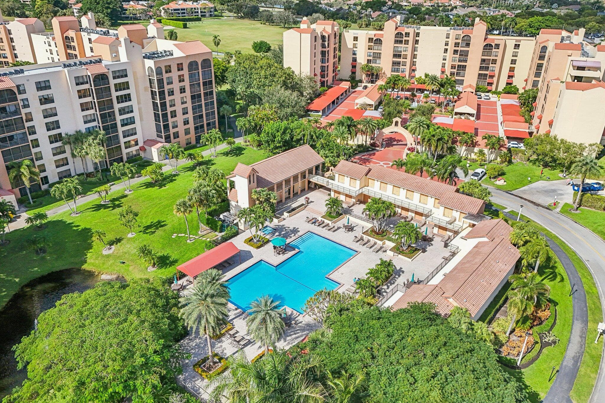 7153 Promenade Drive 601, Boca Raton, FL 33433 35