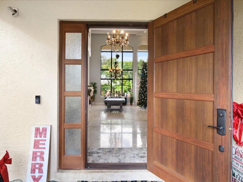 10596 Versailles Boulevard, Wellington, FL 33449 3