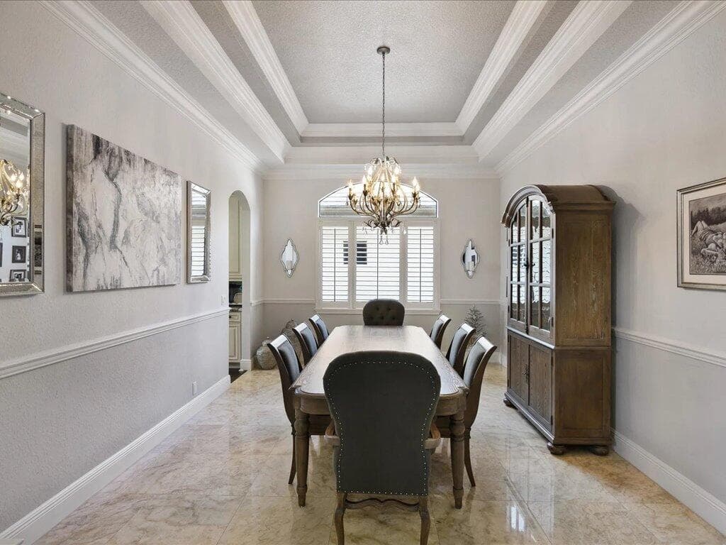 10596 Versailles Boulevard, Wellington, FL 33449 11