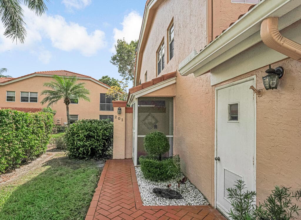 9805 Shadybrook 201 Drive 201, Boynton Beach, FL 33437 42