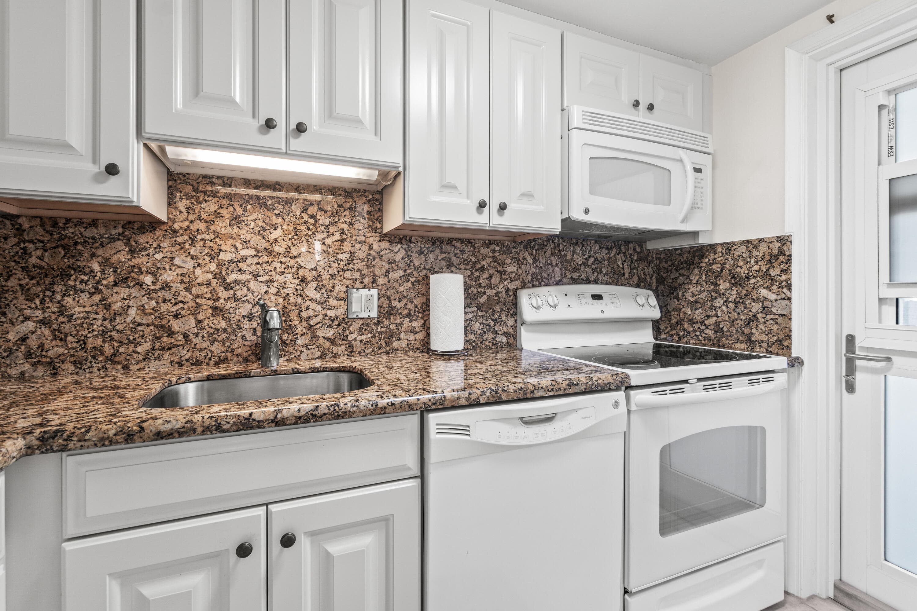 2760 S Ocean Boulevard 313, Palm Beach, FL 33480 11