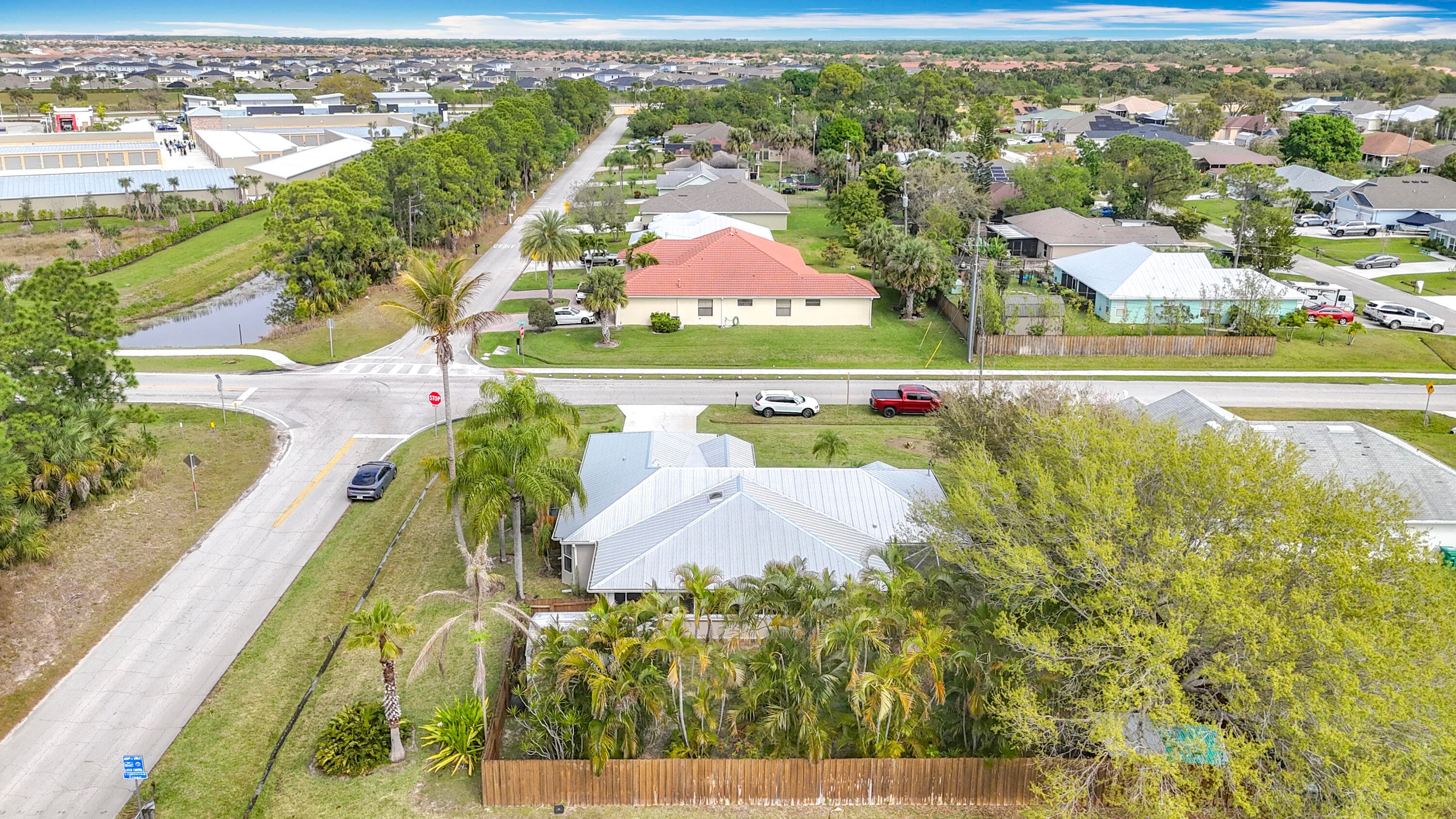 2686 SW Fairgreen Road, Port St. Lucie, FL 34987 36