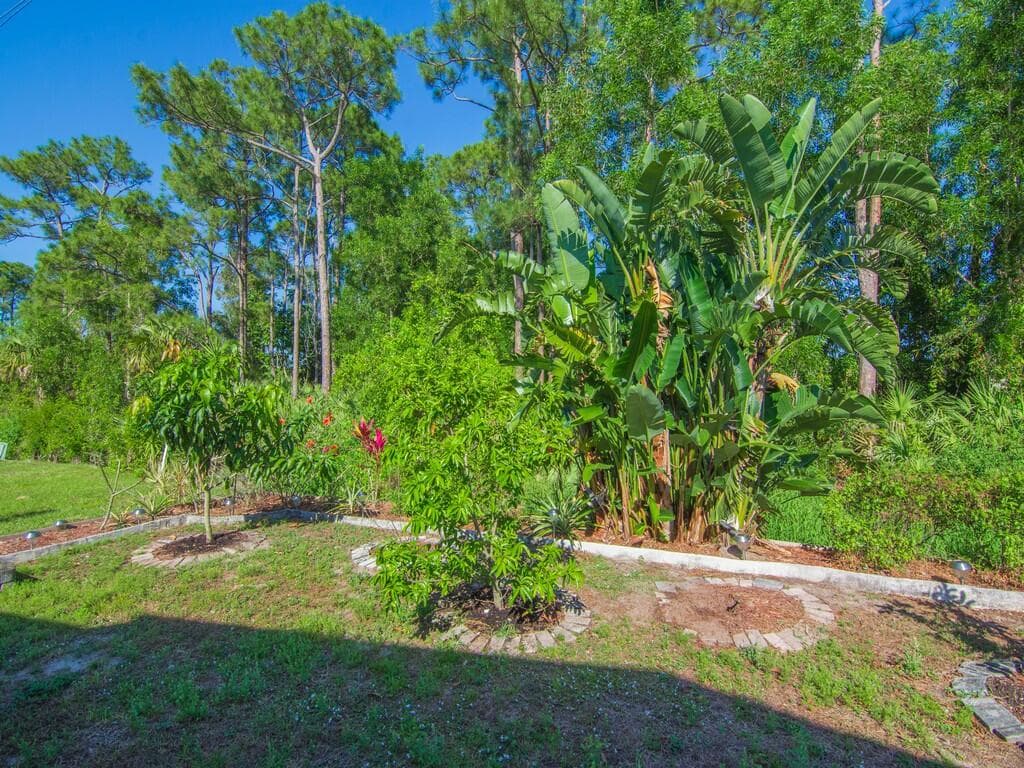 22 Mediterranean East Boulevard E, Port St. Lucie, FL 34952 29