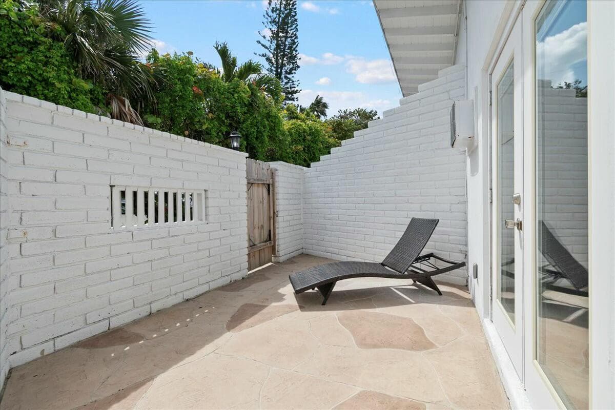 18 Adams Road, Ocean Ridge, FL 33435 59