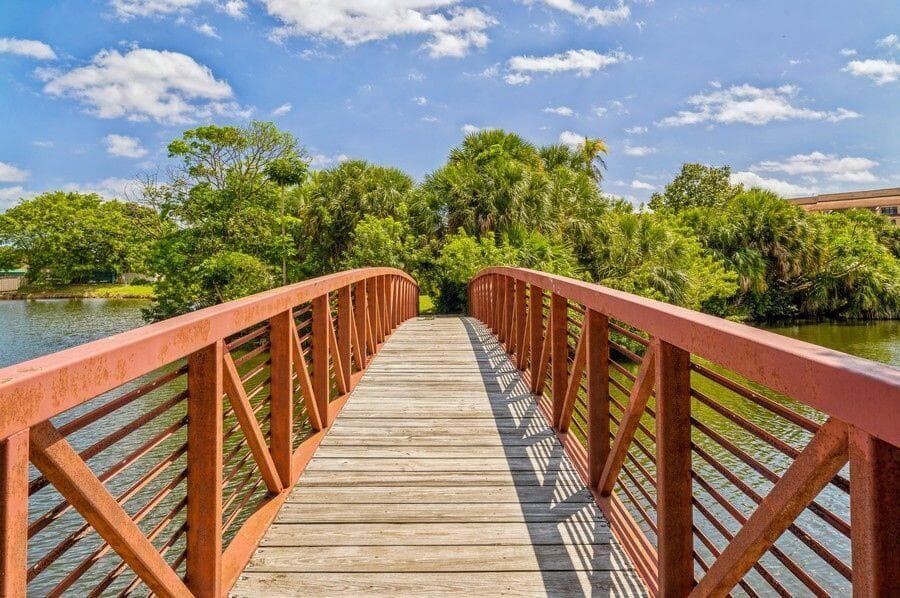 450 Egret Circle 9209, Delray Beach, FL 33444 37