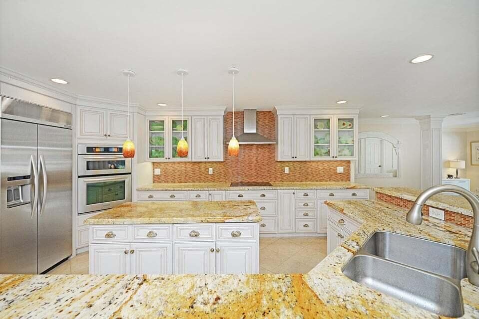 885 NE Mulberry Drive, Boca Raton, FL 33487 4