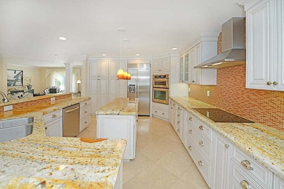 885 NE Mulberry Drive, Boca Raton, FL 33487 6