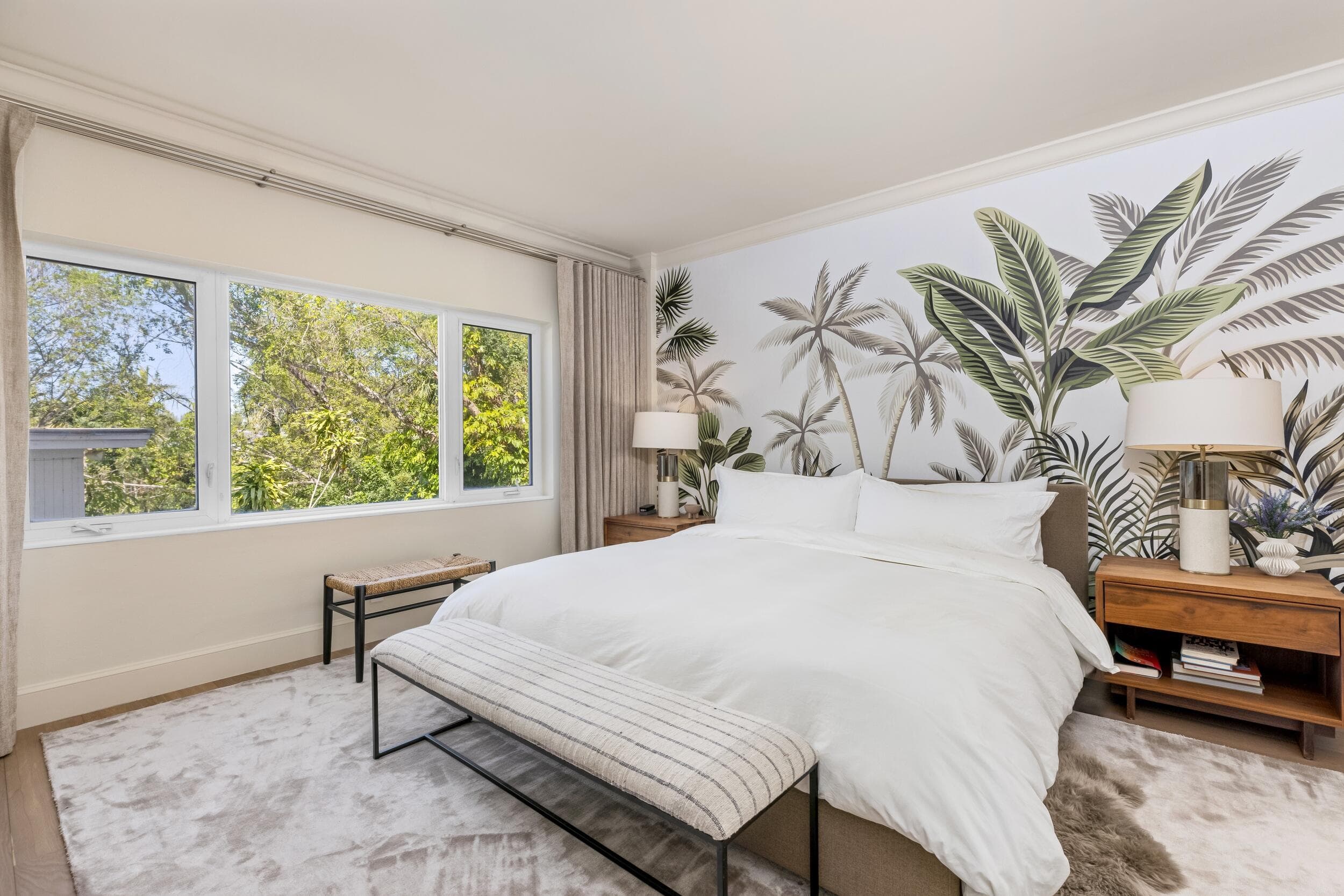 250 Bradley Place 307, Palm Beach, FL 33480 9