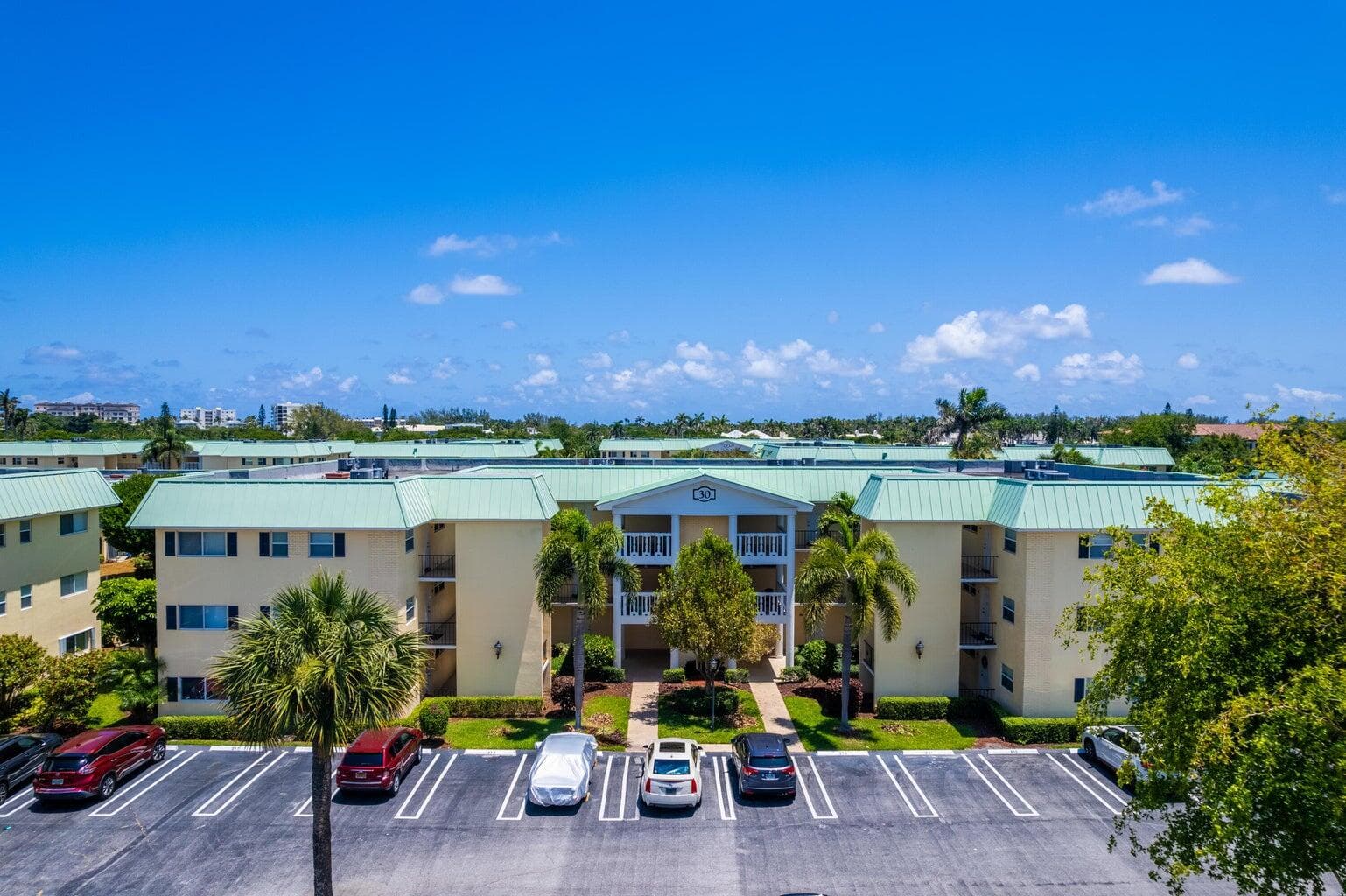 30 Colonial Club Drive 202, Boynton Beach, FL 33435 16