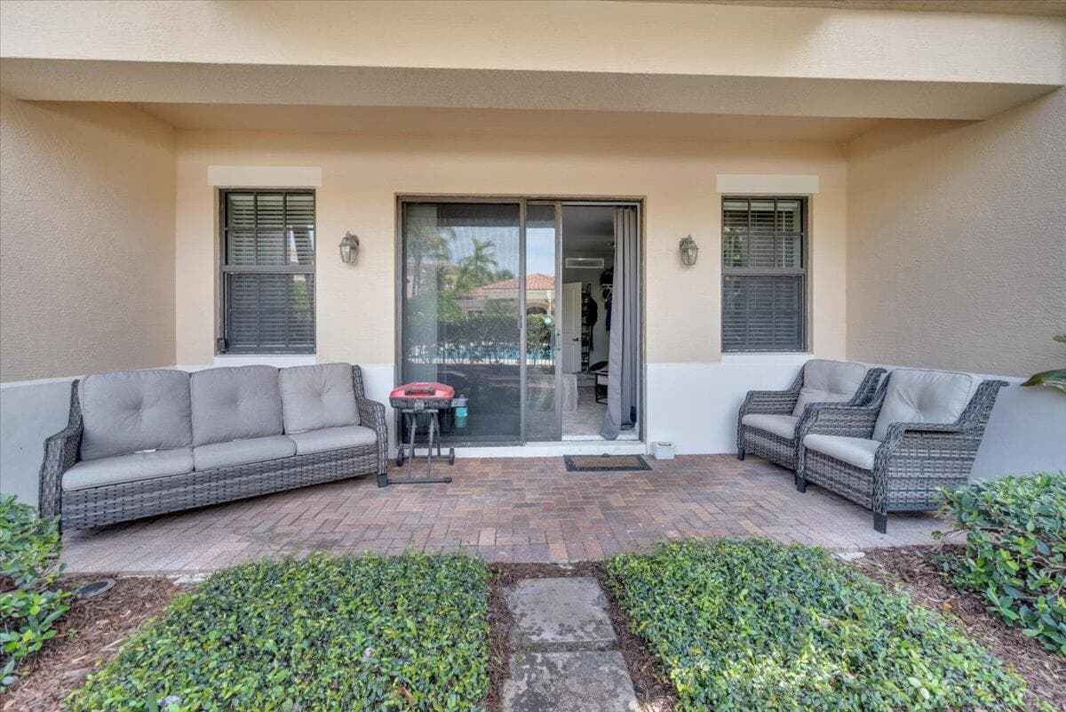 502 Del Sol Circle, Tequesta, FL 33469 37