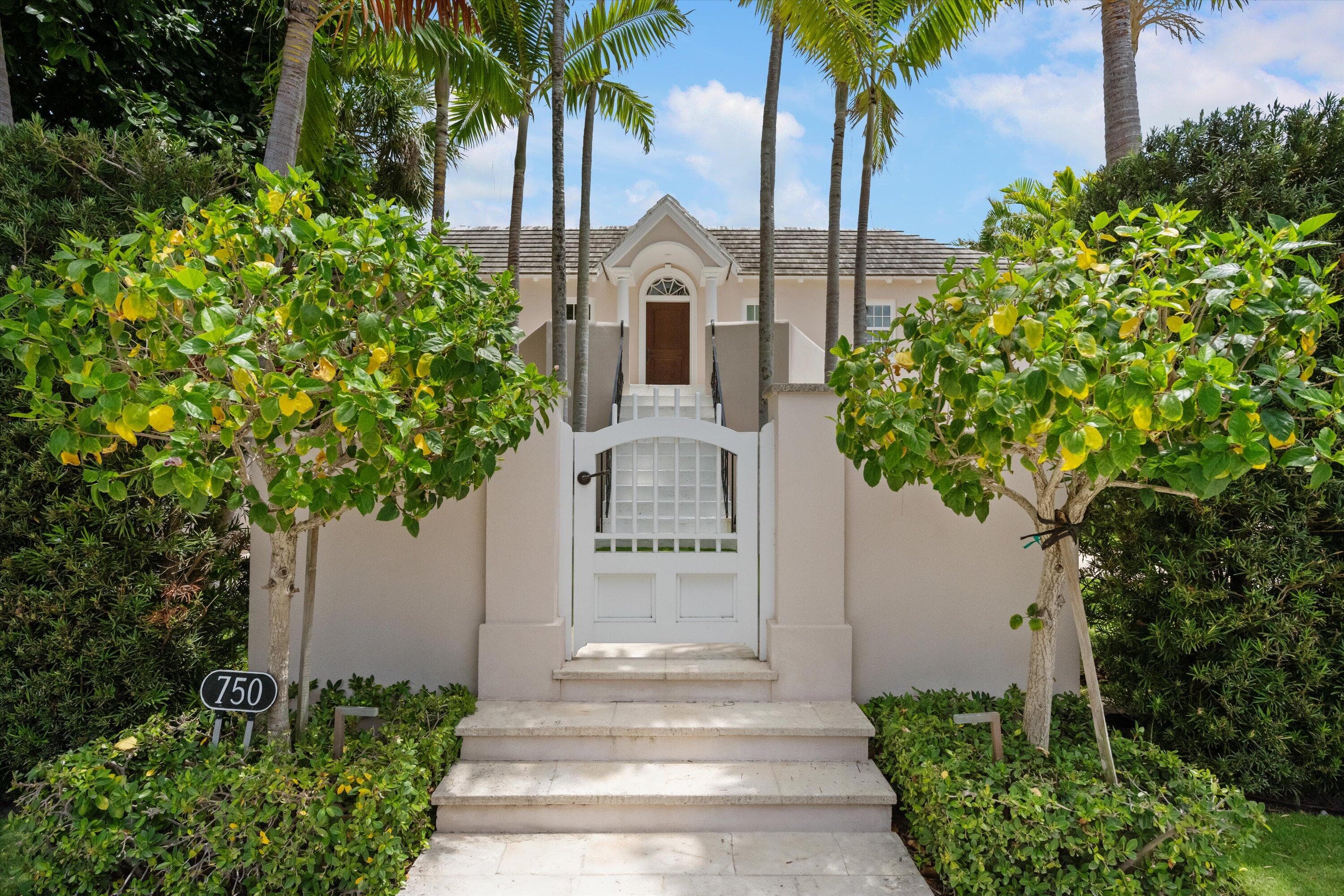 750 S County Road, Palm Beach, FL 33480 3