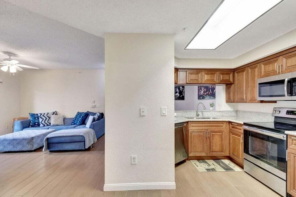 2728 Anzio 105 Court 105, Palm Beach Gardens, FL 33410 22