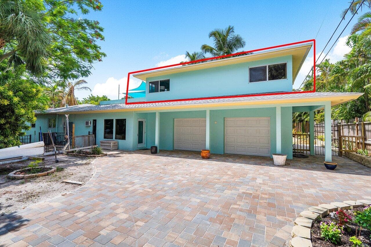 300 SE 7th Avenue, Delray Beach, FL 33483