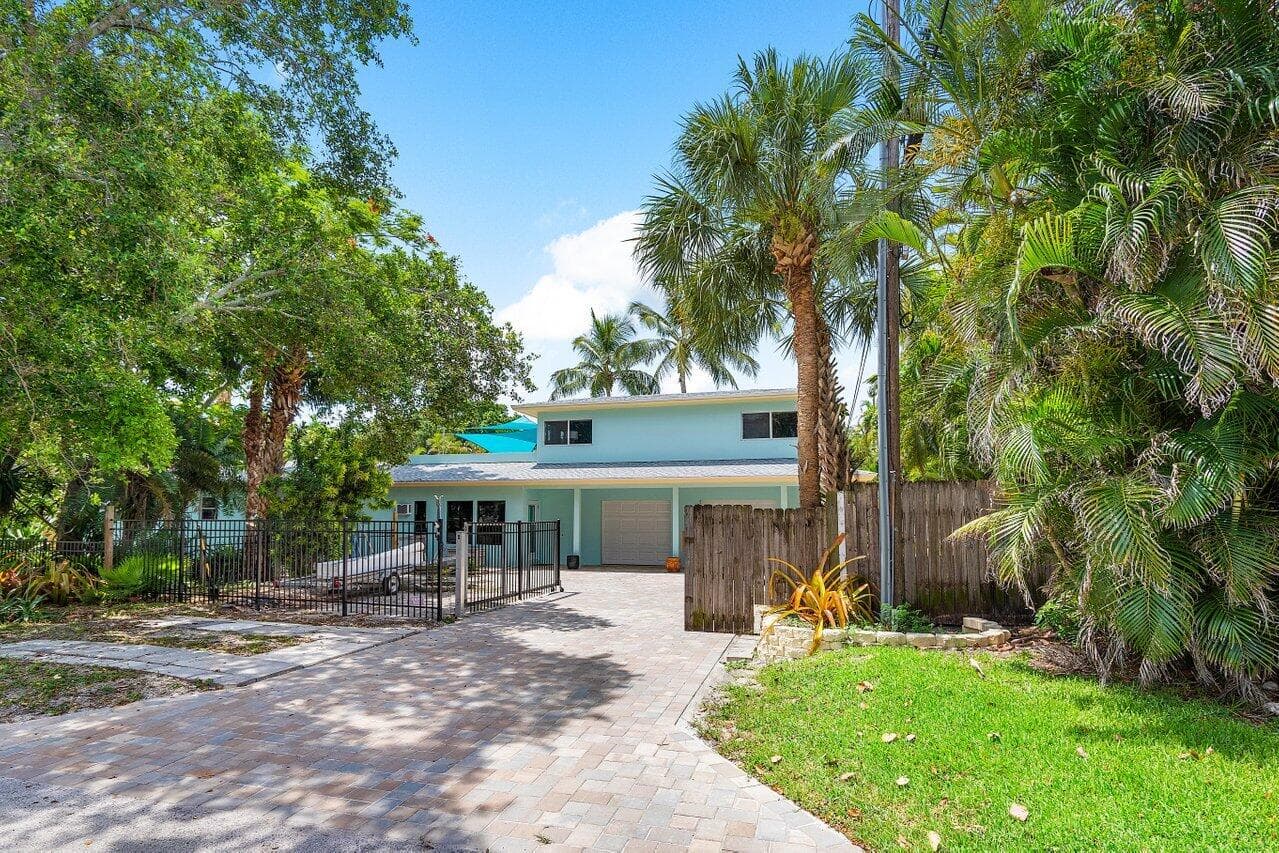 300 SE 7th Avenue, Delray Beach, FL 33483 3