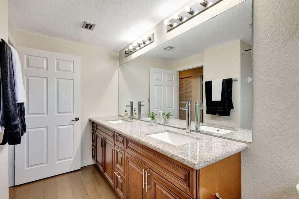 2728 Anzio Court 105, Palm Beach Gardens, FL 33410 25