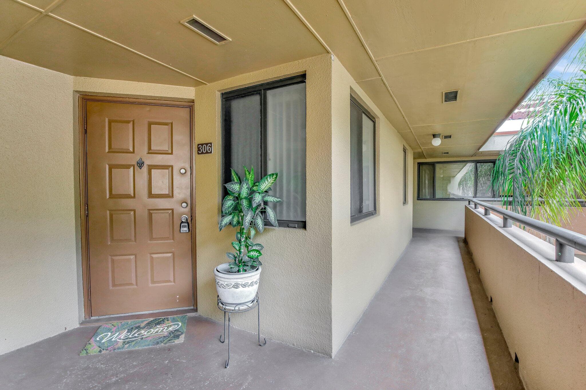 15499 Miami Lakeway N 306-5, Miami Lakes, FL 33014 4