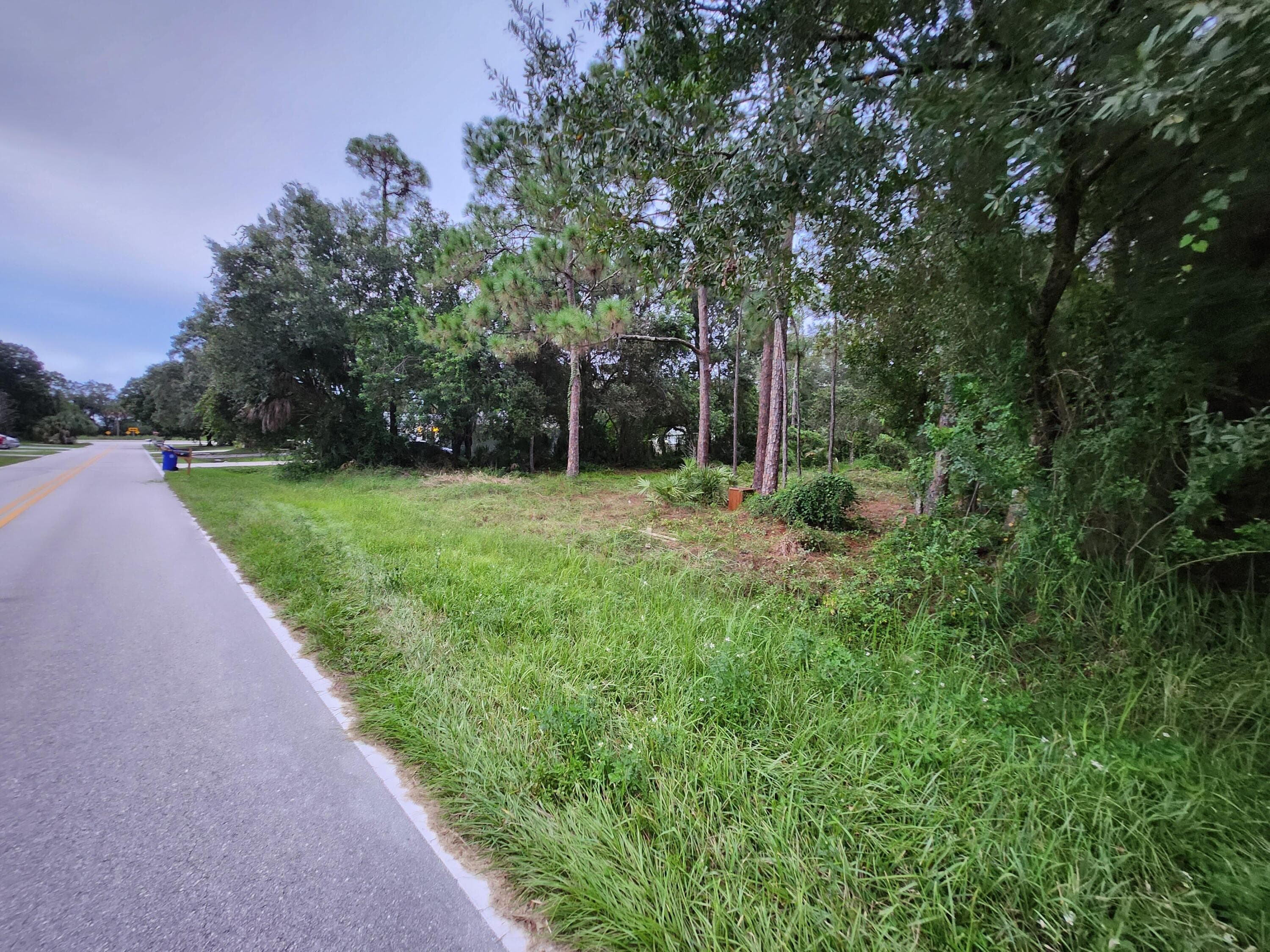 2420 85th Court, Vero Beach, FL 32966 2