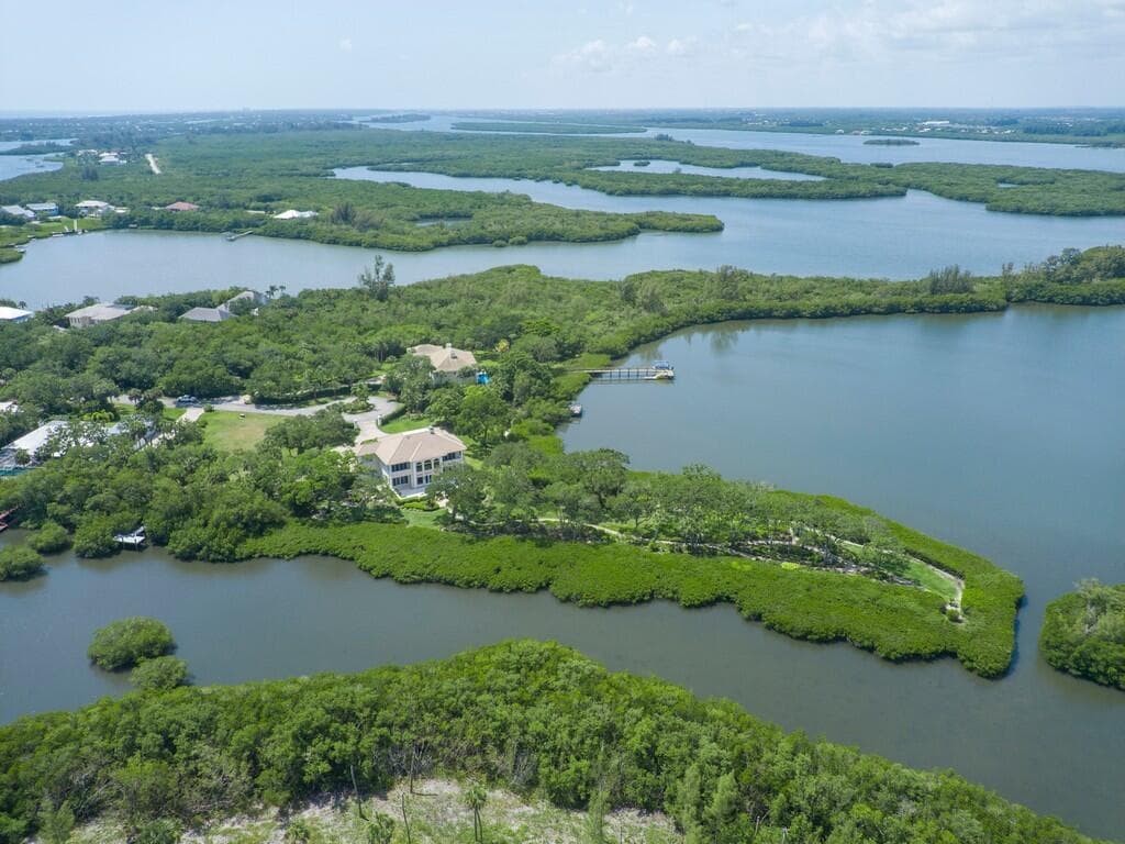 2660 Riverview Court, Vero Beach, FL 32963 12