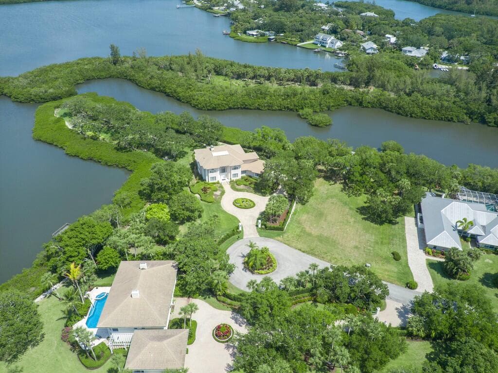 2660 Riverview Court, Vero Beach, FL 32963 30