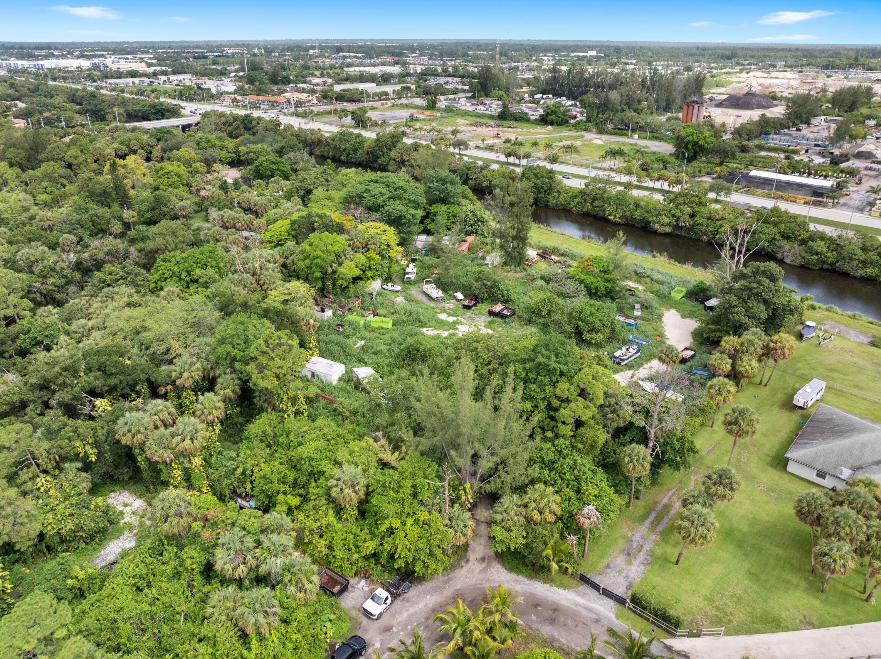 69 Armadillo Way, West Palm Beach, FL 33411 2