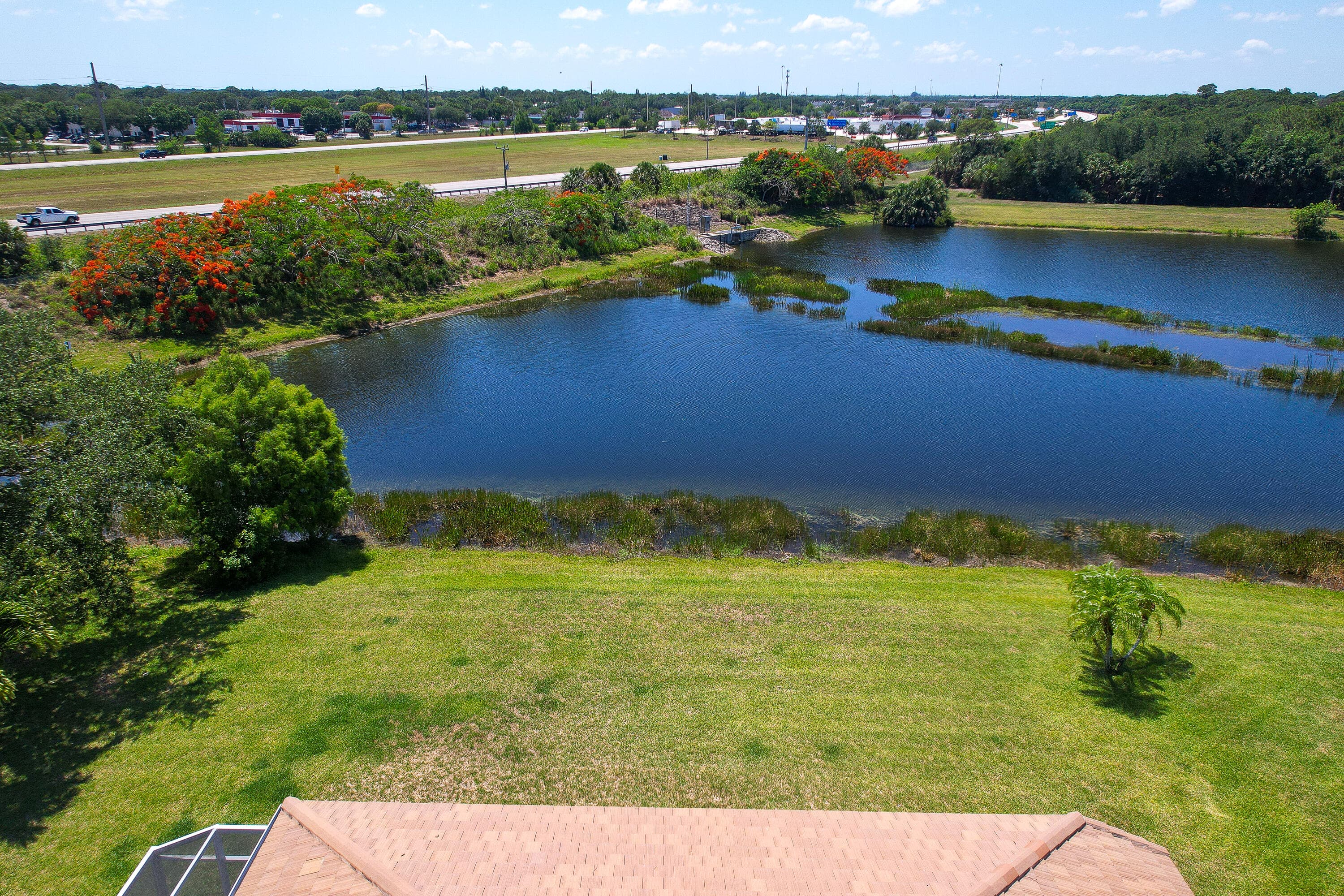 525 SW Lake Manatee Way, Port St. Lucie, FL 34986 39