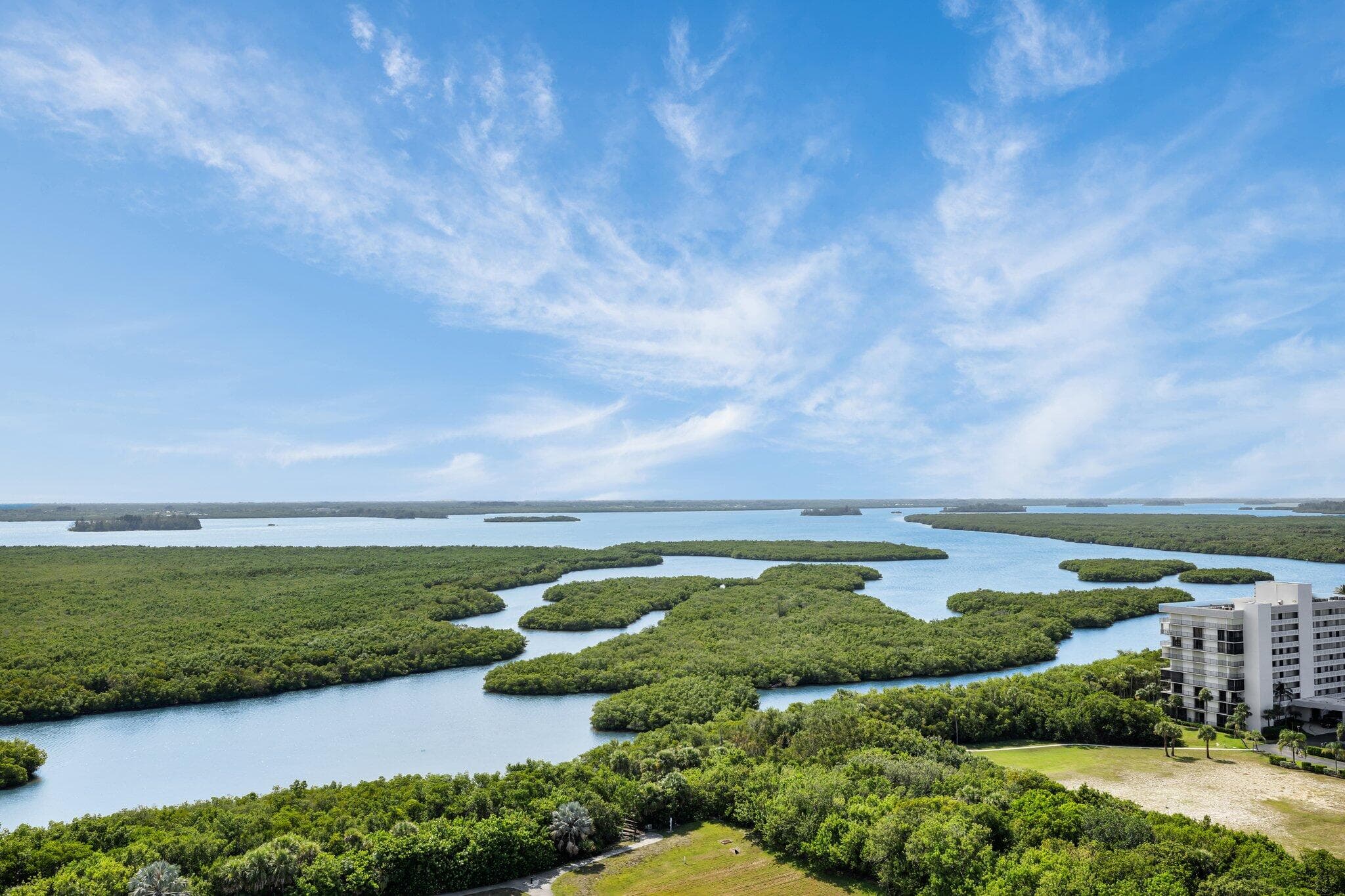 5049 N Highway A1a 1905, Hutchinson Island, FL 34949 2