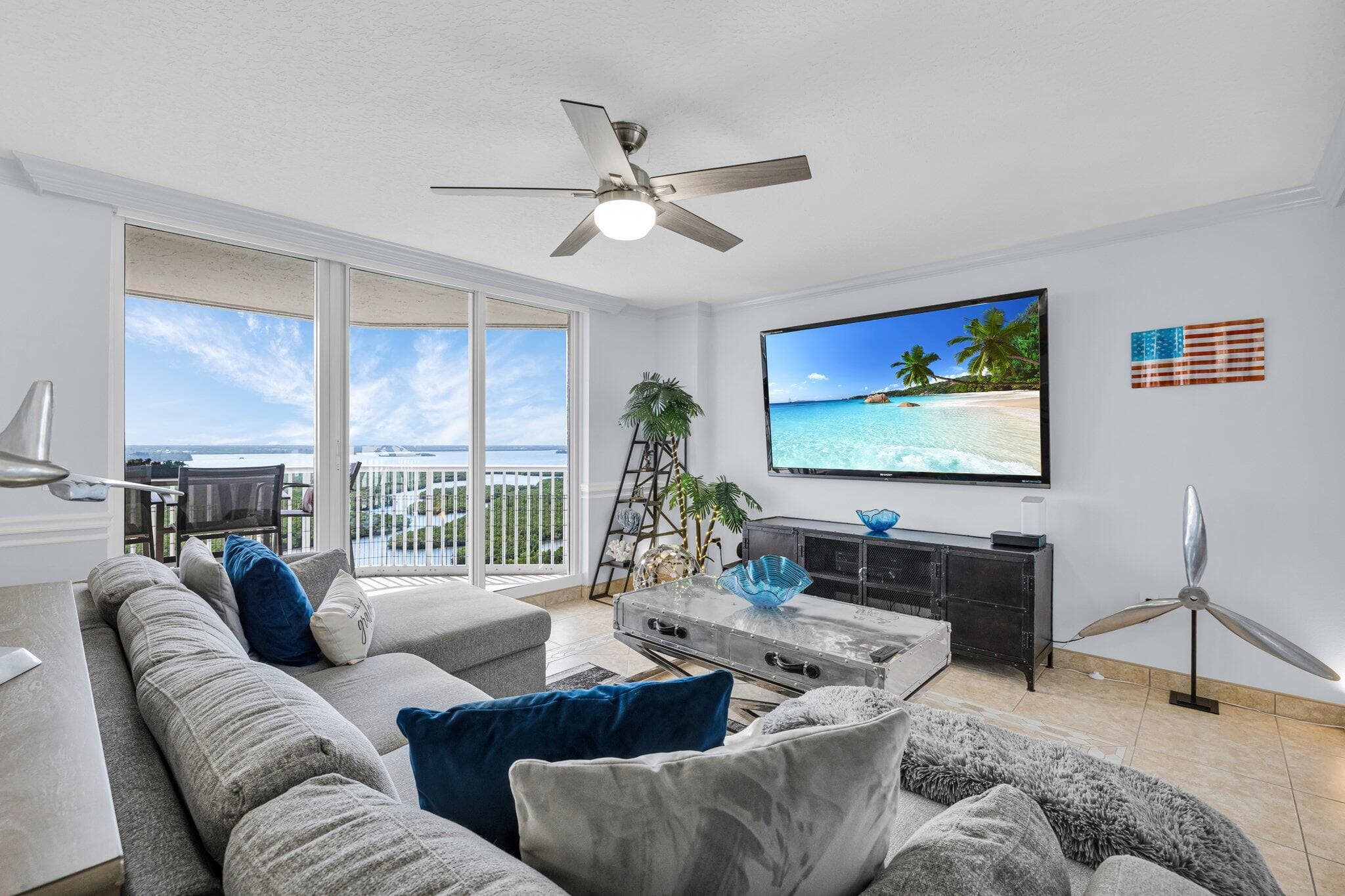 5049 N Highway A1a 1905, Hutchinson Island, FL 34949 12