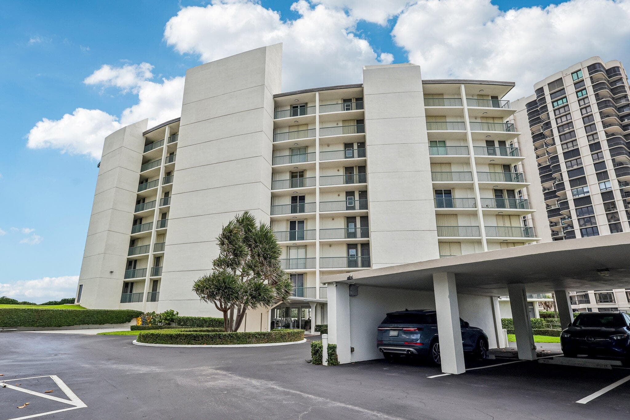 5400 N Ocean Drive E Pha, Singer Island, FL 33404 5